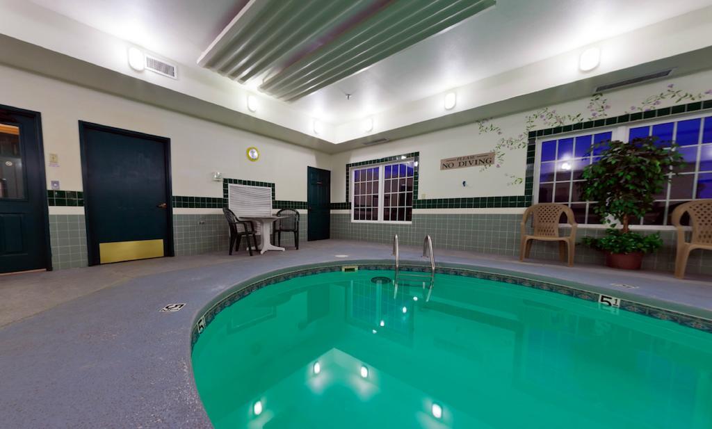 Country Inn & Suites By Radisson, Salina, Ks Exterior foto