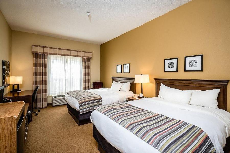 Country Inn & Suites By Radisson, Salina, Ks Exterior foto